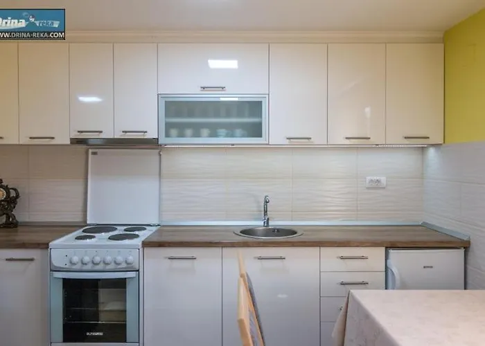 Σπίτι διακοπών Raj Macevine *